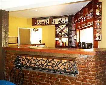 Pousada Green Way Cabo Frio 2*,